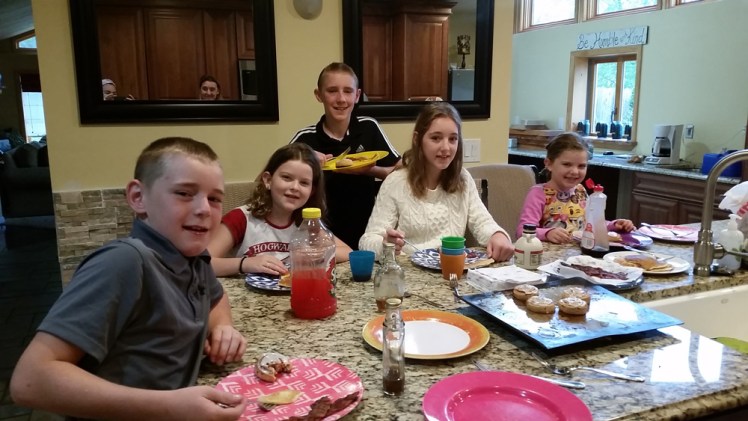 CraneAndPierceKidsAtBreakfast